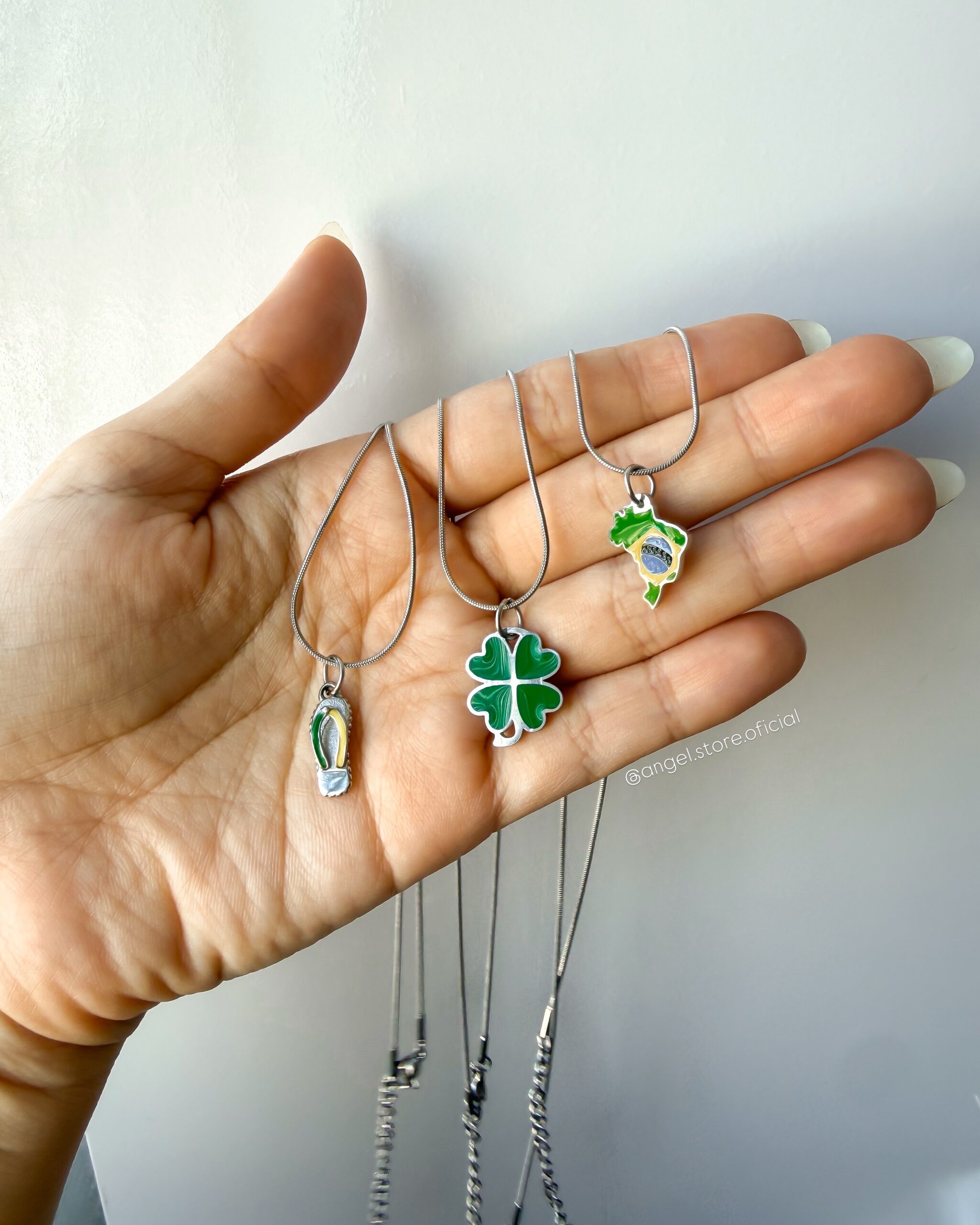 COLAR TREVO VERDE
